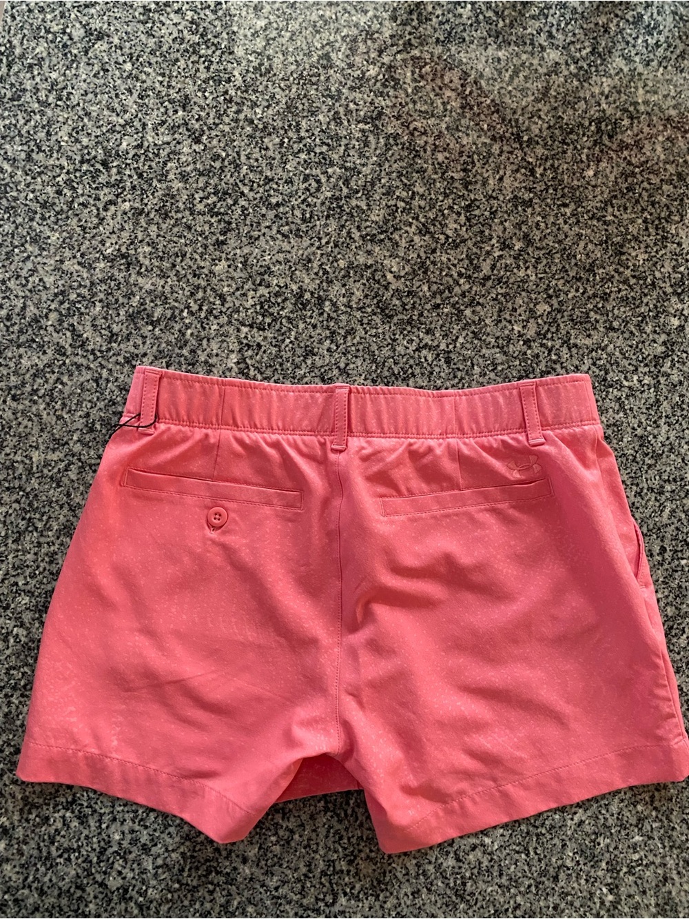 Under Armour NWOT Women’s Pink/Salmon Shorts Size 6 - Picture 3 of 10